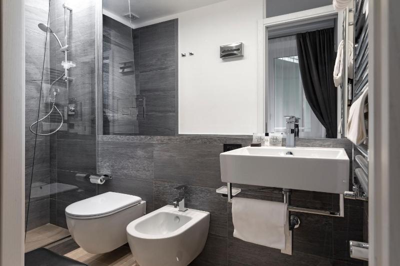 Standard Apartment image 2