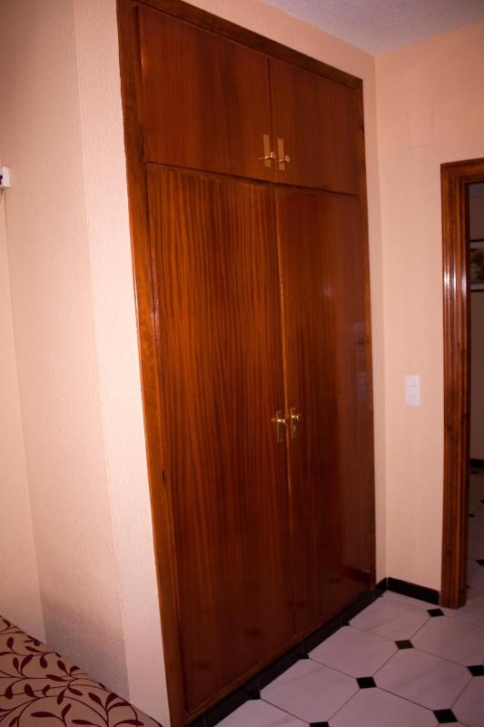 Double Room with 2 Extra Beds image 2