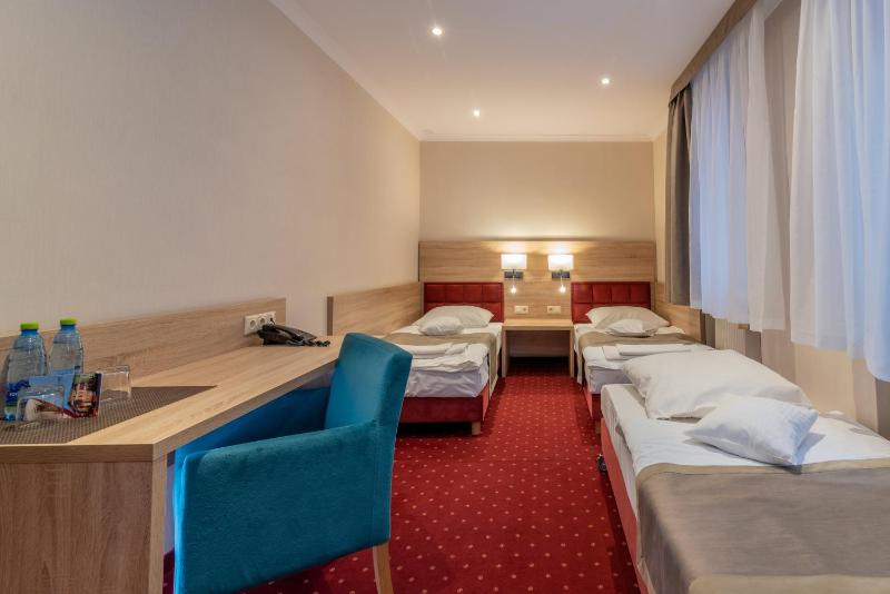 Comfort Triple Room image 3