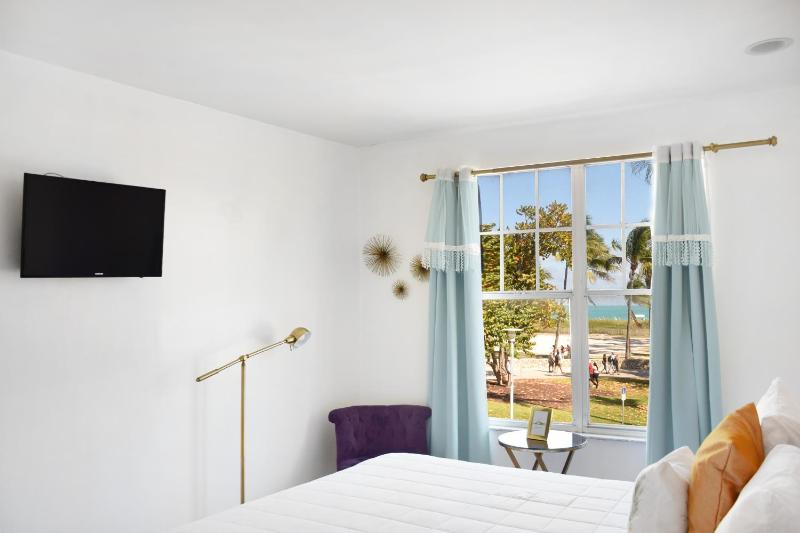 Beach Park Hotel - image 24
