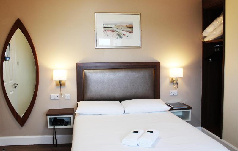 Triple Room image 4