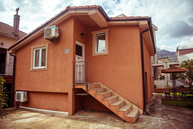 Apartments Moskov - image 4