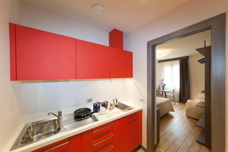 International Rooms & Apartments - image 4