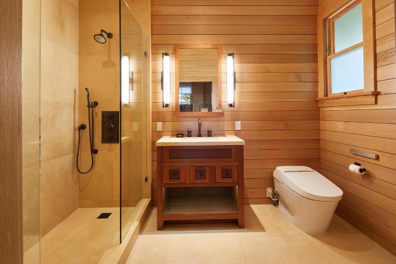 Superior Quadruple Room image 2