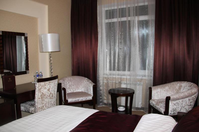 Business Single Room image 3
