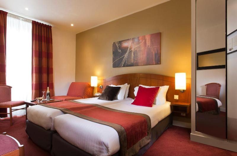 Comfort Twin Room image 2