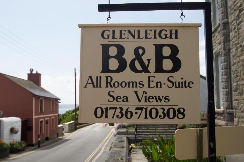 Double Room with Sea View image 3
