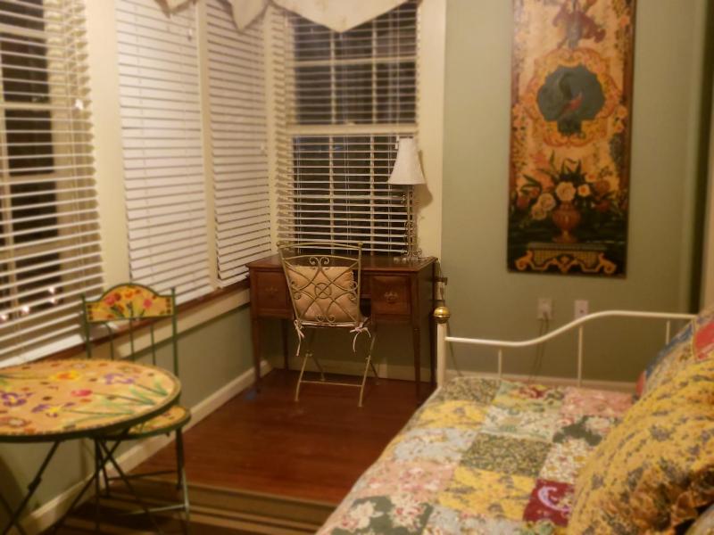 The Fair (Premium / 2nd floor, Vandiver Mansion) image 4