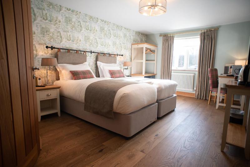 Superior King / Twin Room image 2
