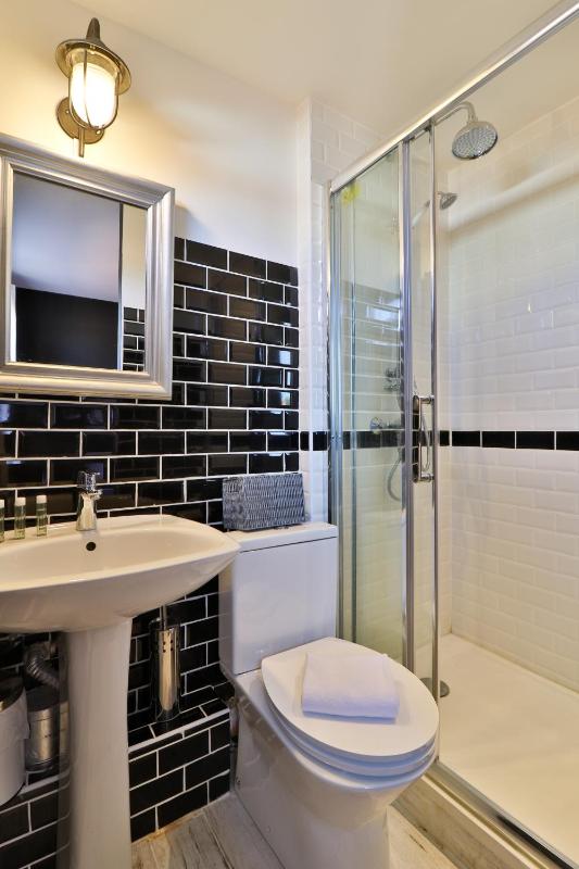 Triple Room image 2