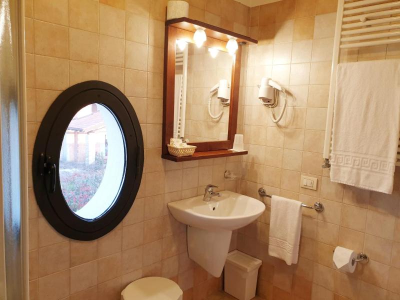 Triple Room image 2