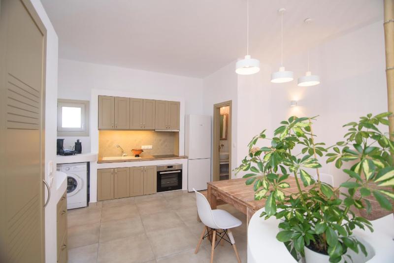 Studio Apartment image 1