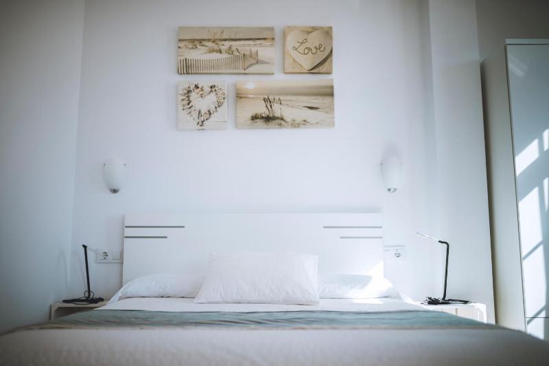 Double Room with Private Bathroom image 4