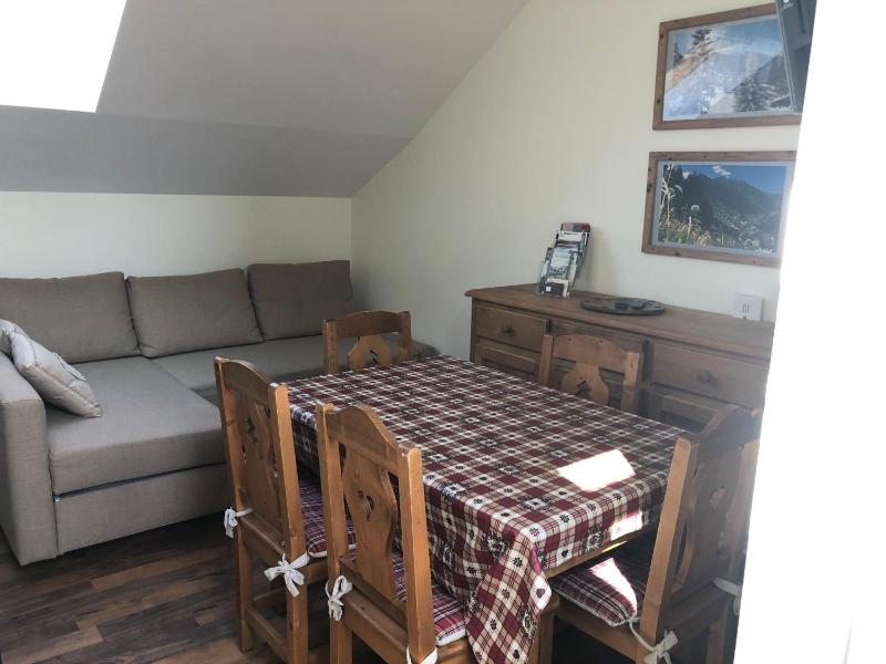 Two-Bedroom Apartment image 4