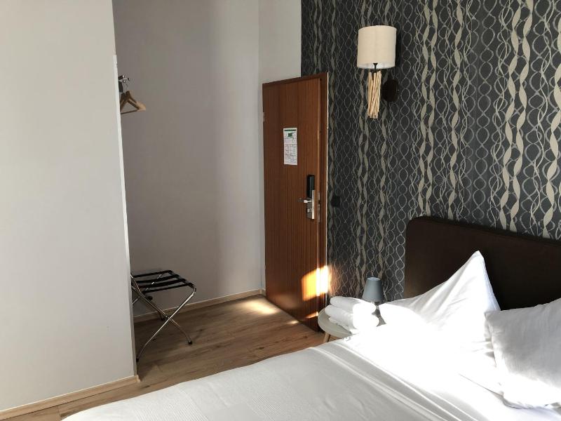 Comfort Double Room image 2