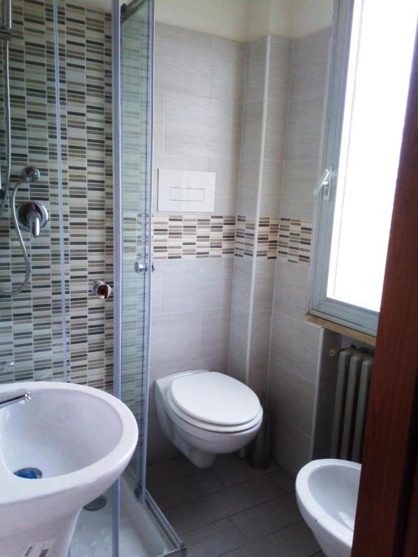 Double or Twin Room image 3