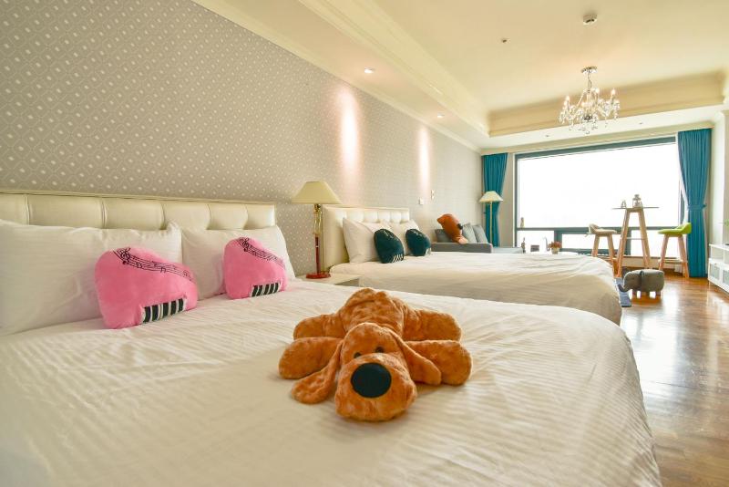 Luxury House - image 3