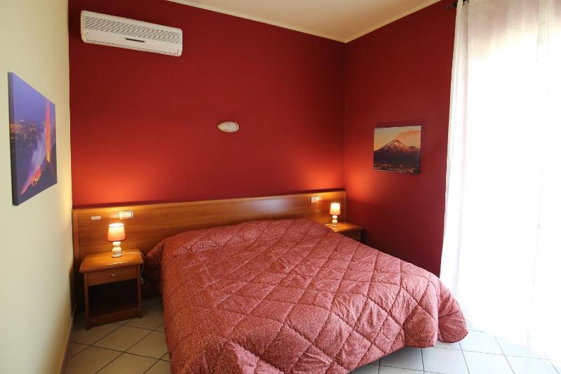 King Room with Balcony image 2