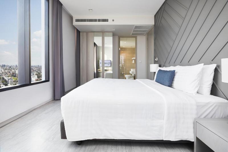Two-Bedroom Suite image 3
