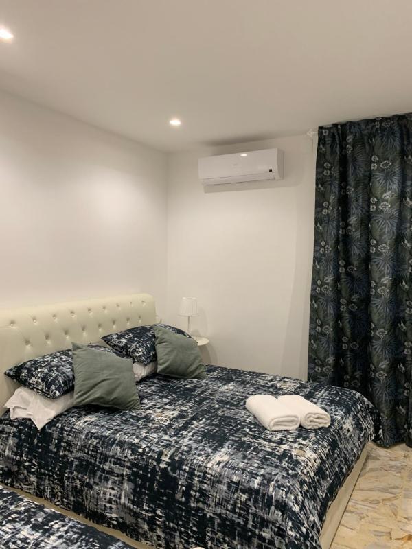 Quadruple Room with Terrace and Private External Bathroom image 4