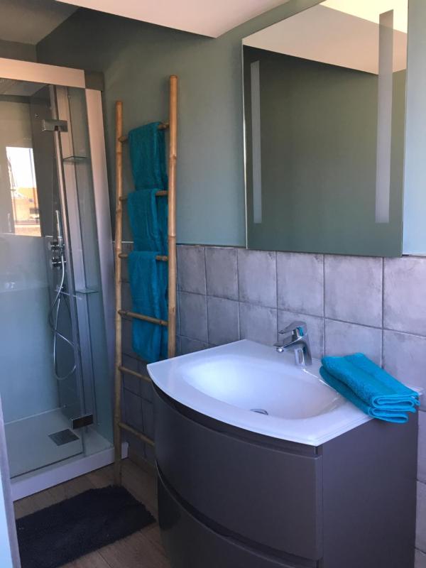 Deluxe Family Suite image 2
