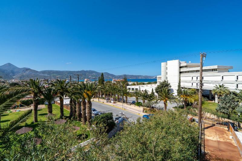 Apartment with Balcony image 3