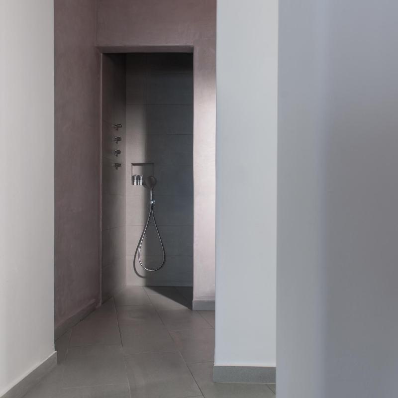 Honeymoon Suite image 3