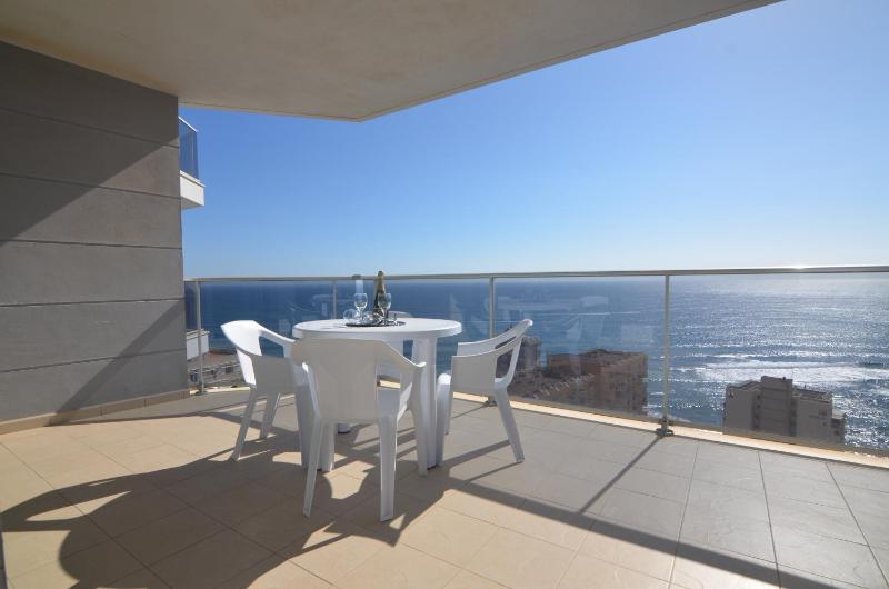 Two-Bedroom Apartment with Sea View image 4