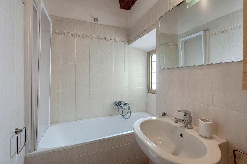 Apartment with Terrace image 4