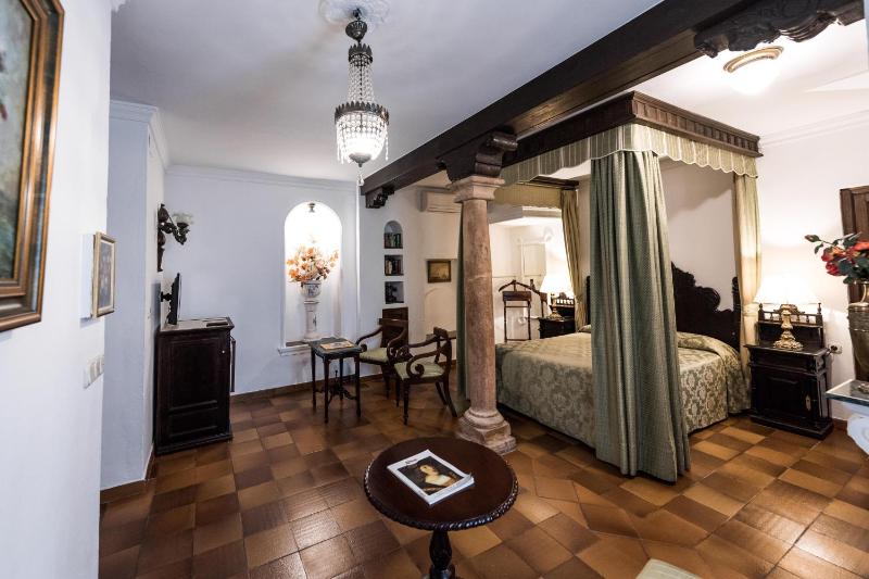 Hotel Soho Boutique Palacio San Gabriel - image 1