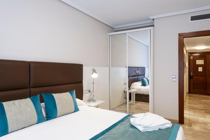 1 Bedroom Apartment image 4