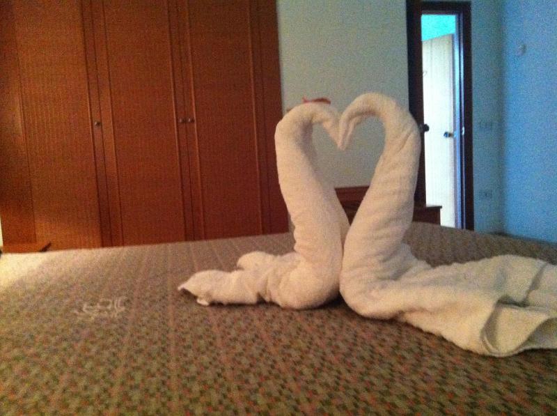 Double or Twin Room with Sea View image 2
