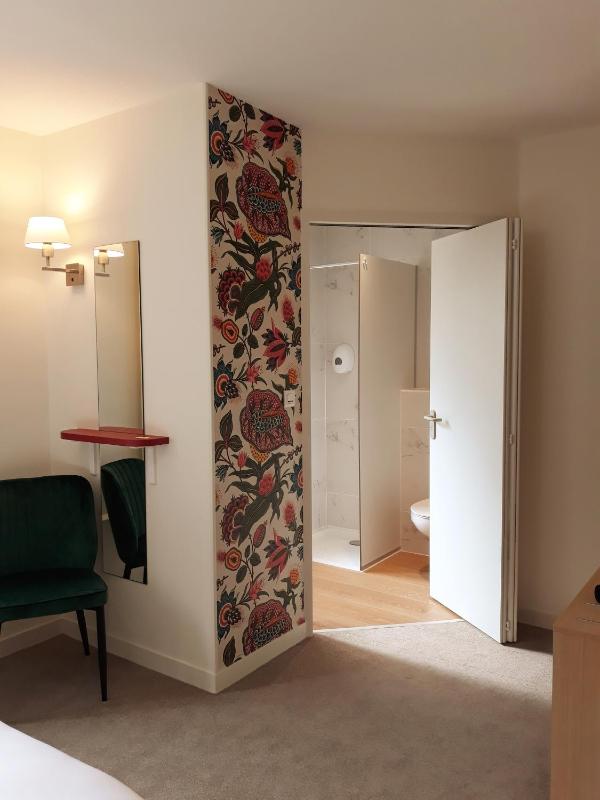 Superior Double Room image 4