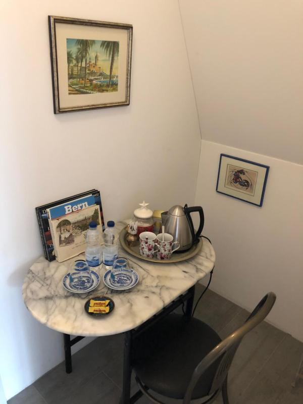 Double Room with Private Bathroom image 4