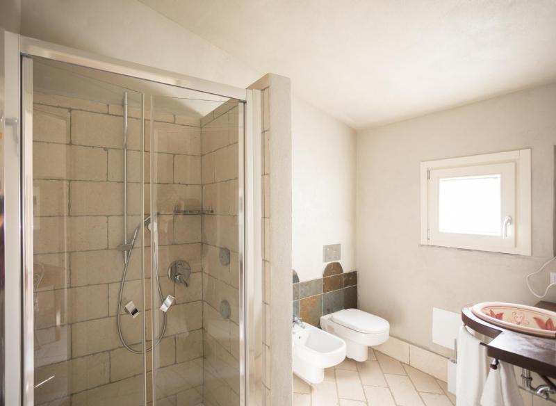 Quadruple Room with Terrace image 3