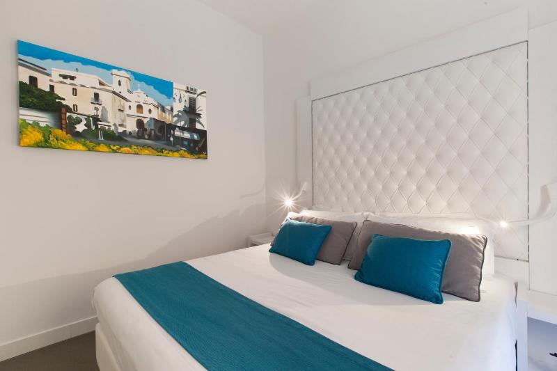 Hotel Tasso Suites & Spa - image 16