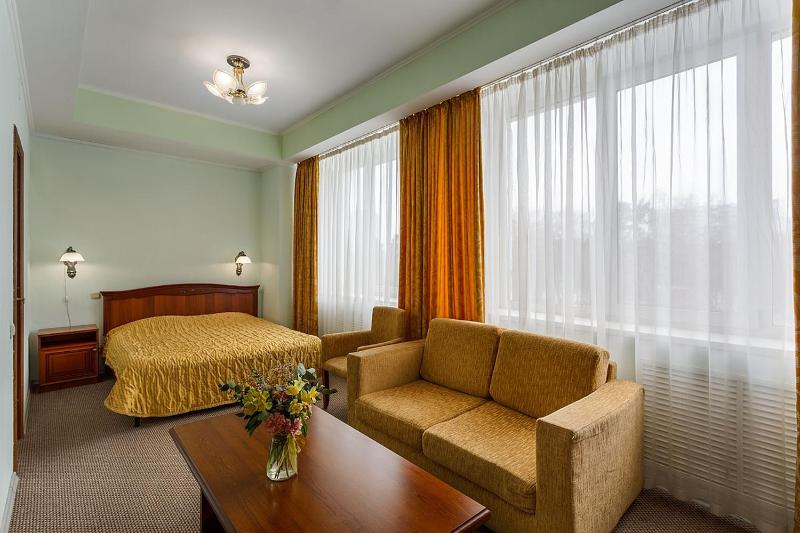 Superior Double Room image 1