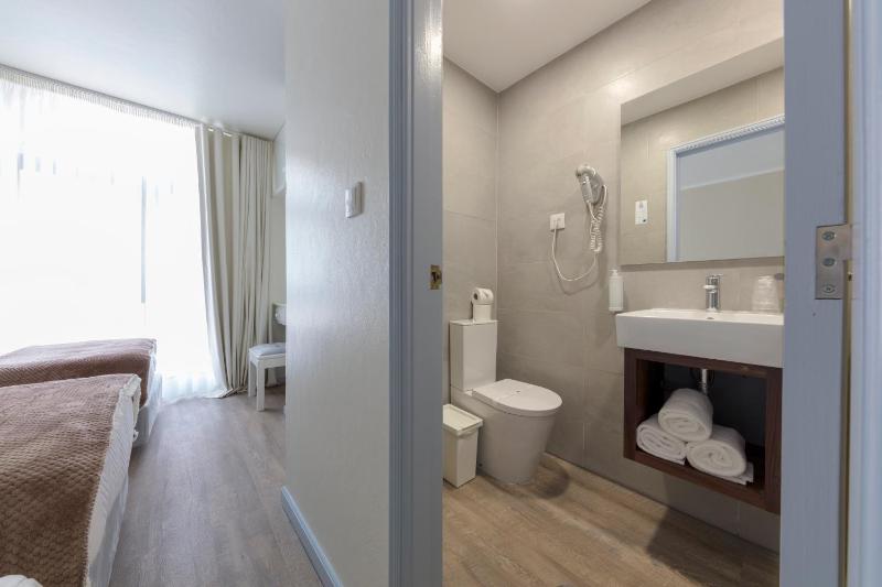 Triple Room image 2