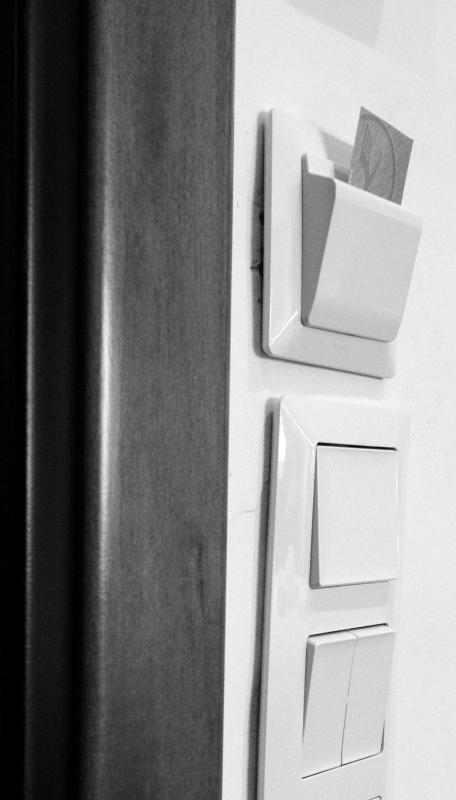 One-Bedroom Apartment image 4