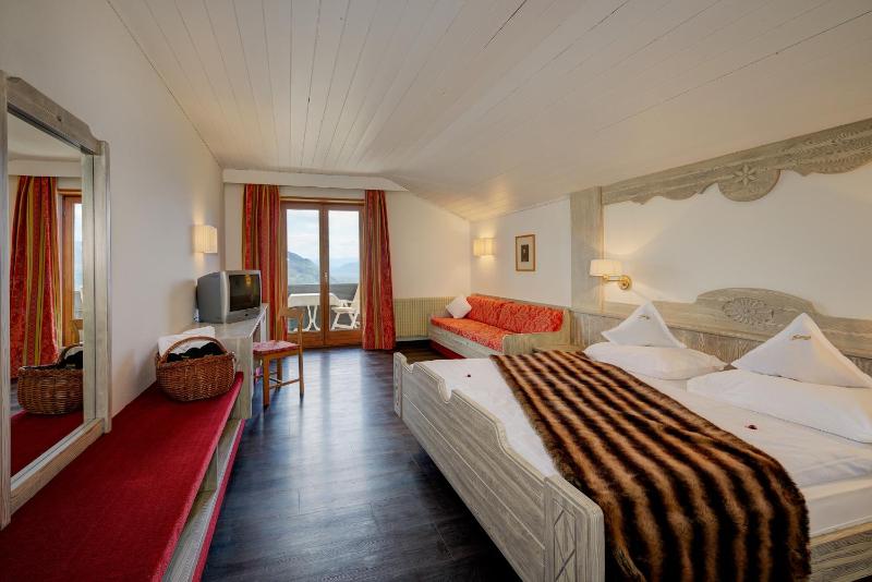 Suite with Balcony image 3