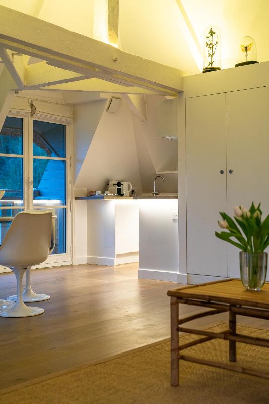 Apartment with Sea View image 1