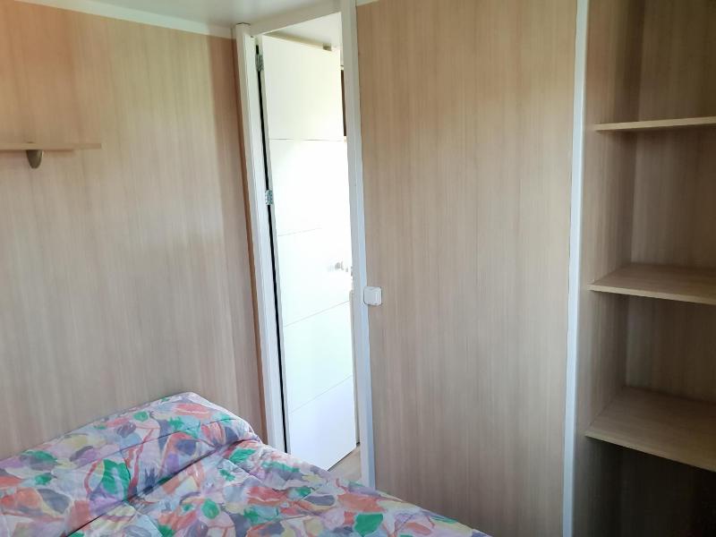 One-Bedroom Bungalow (2 Adults) image 2