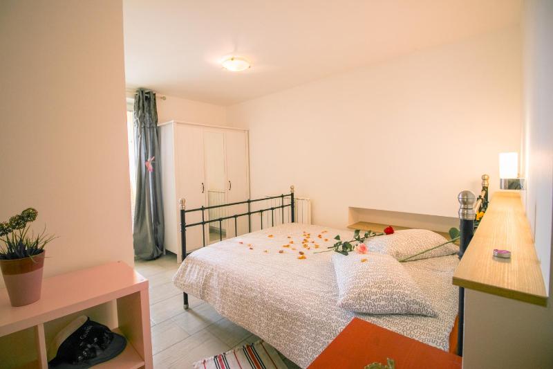 Apartment with Terrace and Garden View image 2