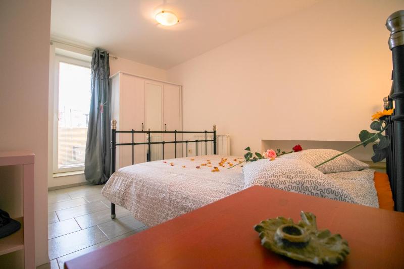Apartment with Terrace and Garden View image 4