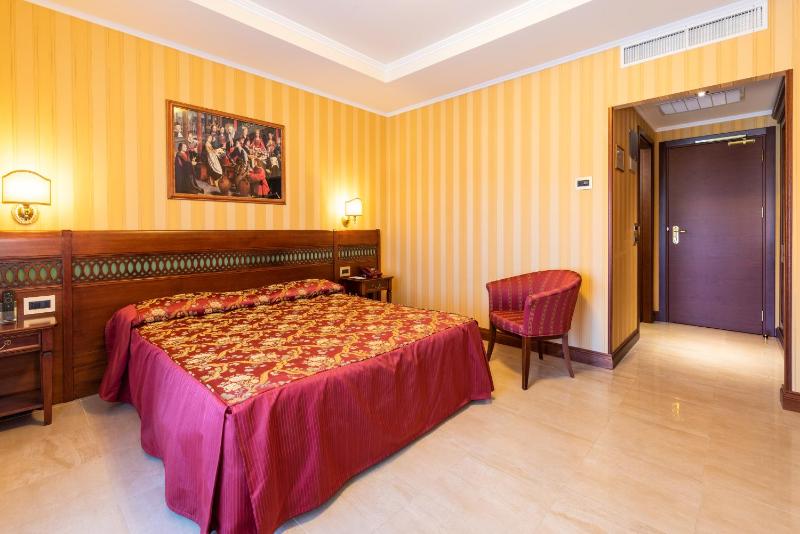 Triple Room with Terrace - Annex image 4