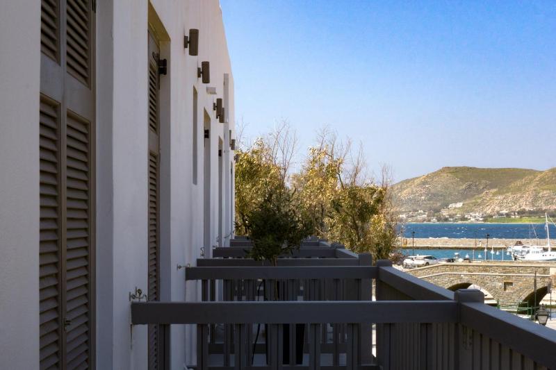 Single Room with Balcony image 2