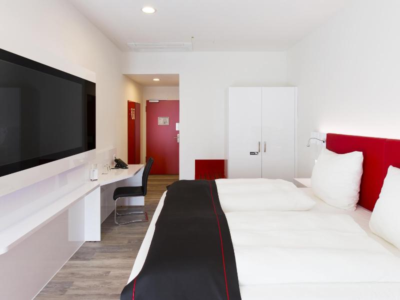 Superior Double Room image 1