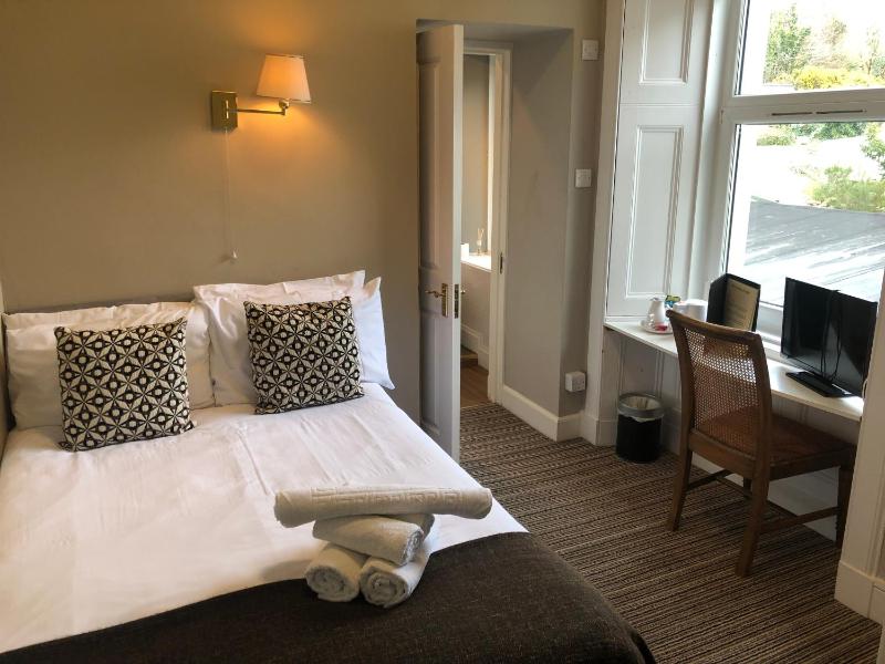 Economy Double Room image 1