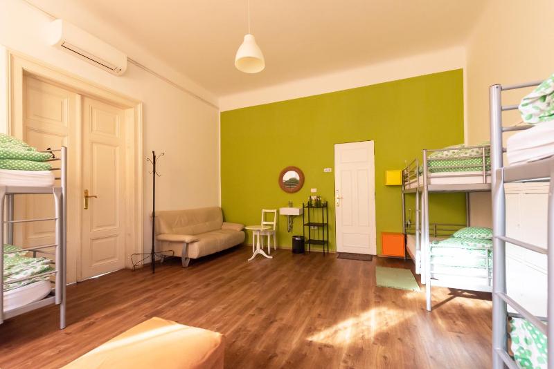 Fluxus Hostel - image 7