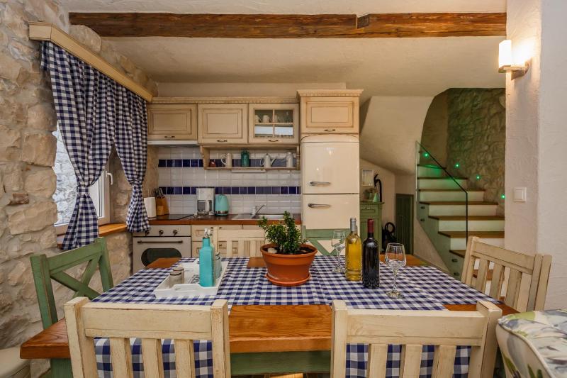 Apartment Rustik Images